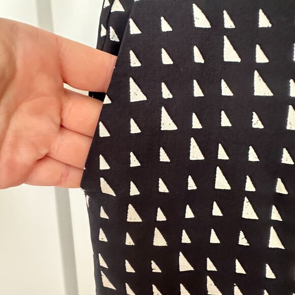 Theory Silk Triangle Print Pull-On Trouser Navy Ivory Print Size 8 - Picture 4 of 10